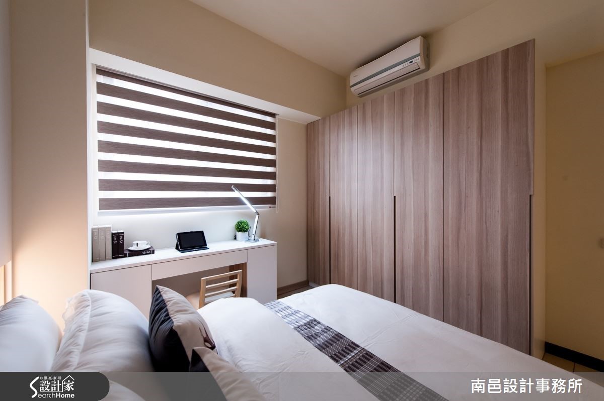 一家四口住在僅 25 坪的新家中，正因為坪數較小，「收